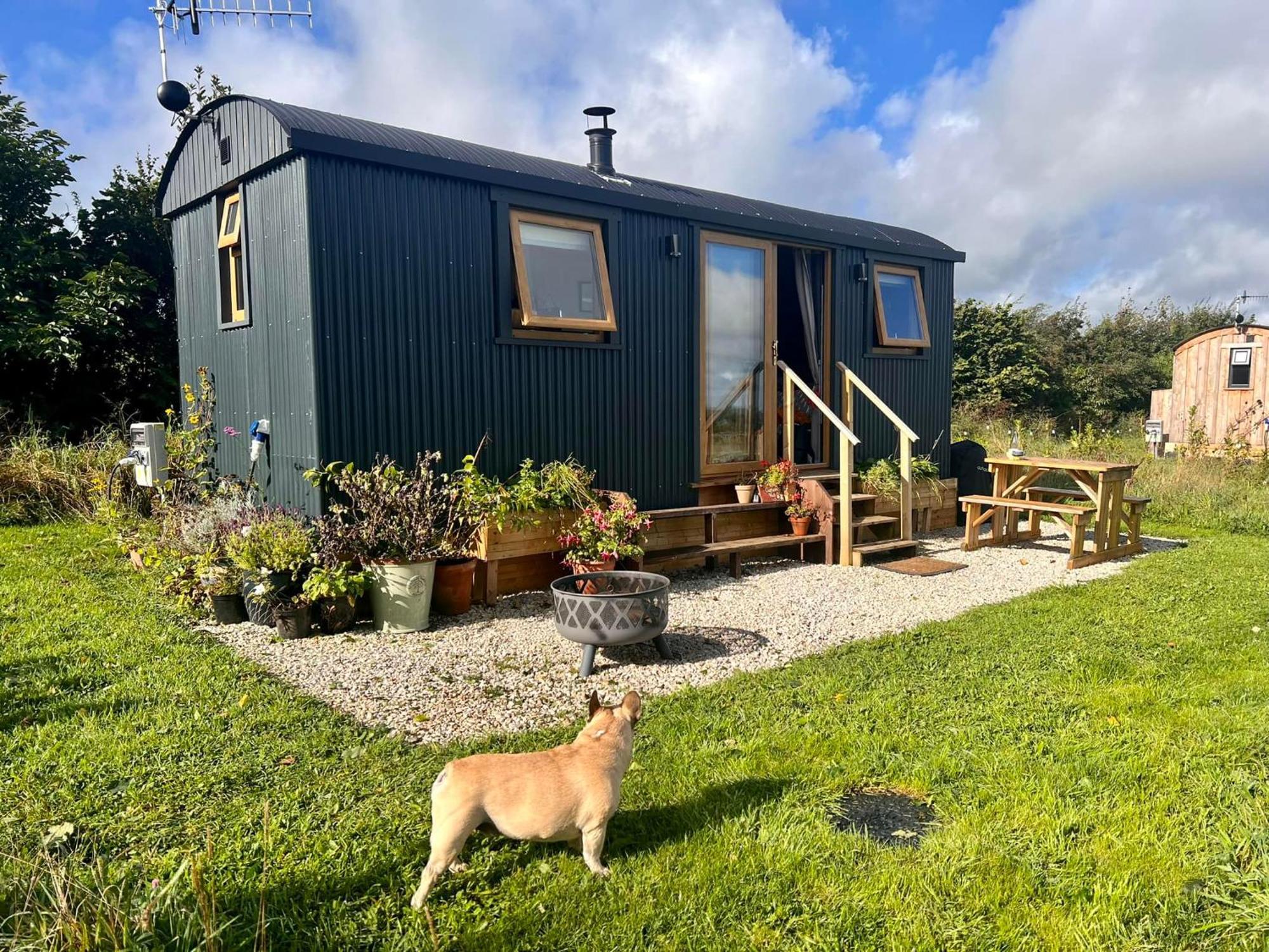 Luxury Shepherd Hut In The Peak District 贝克韦尔 外观 照片